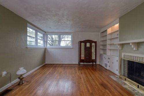 7240 Shannon Rd, Verona PA  15147-2048 exterior