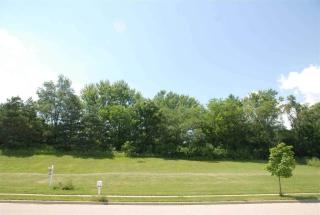 519 Pheasant Trl, Deerfield, WI 53531-9344
