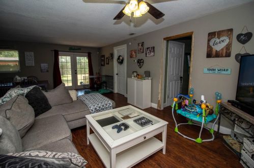 3435 Swindell Rd, Lakeland, FL 33810-2974
