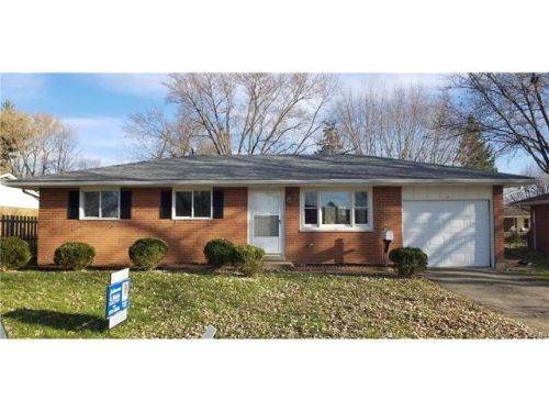 1041 Buckskin Trl, Xenia, OH 45385-4115