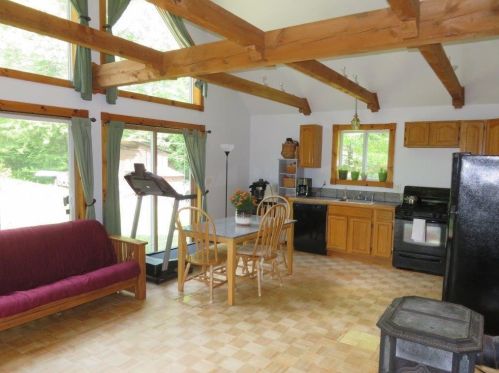 1271 Main St, Grafton, NH 03240-3016