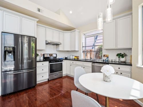 1253 Harefield Dr, San Jose CA  95131-3606 exterior