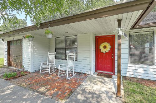 194 Mickler Dr, Ladson, SC 29456-4889