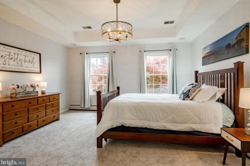 1048 Ryans Run, Boothwyn PA  19060-4411 exterior