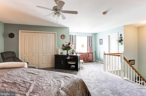 1046 Country Hill Dr, Harrisburg PA  17111-4655 exterior