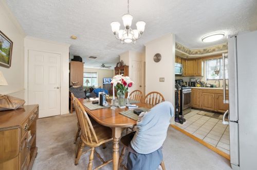 27 Cadogan Way, Nashua NH 03062-2286 exterior