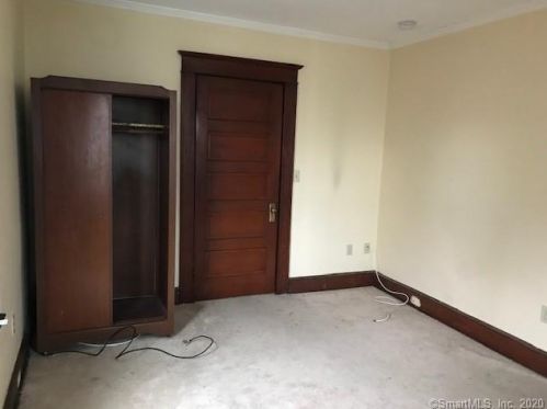 68 Palmer Ave, Stamford CT  06902-5310 exterior