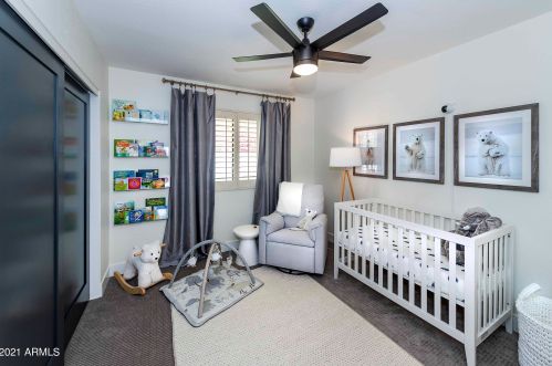 5301 Paradise Dr, Scottsdale AZ 85260-5433 exterior