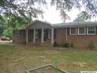 6521 Sheri Dr, Huntsville, AL 35806-1944