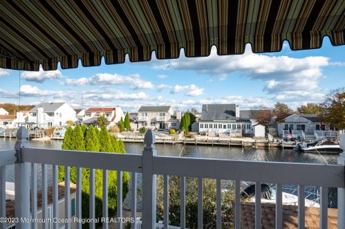 106 Moorage Ave, Berkeley Township NJ  08721-1879 exterior