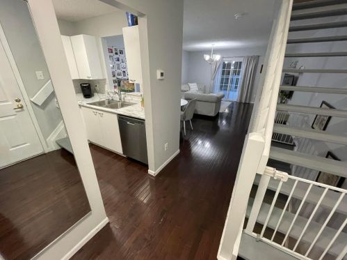 180 Macenroe Dr, Blacklick, OH 43004-9346