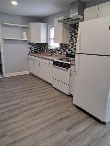 314 Longfellow St, Vandergrift PA  15690-1447 exterior