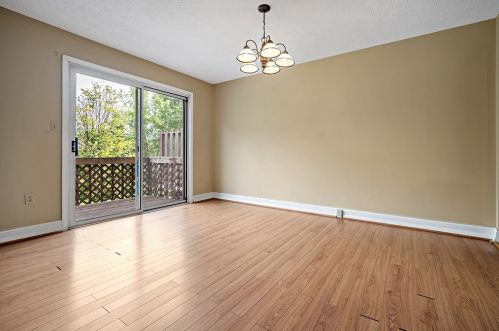 1704 Timberglen Dr, Imperial PA  15126-9248 exterior