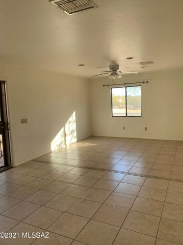 1135 12th St, Tucson, AZ 85719-6103