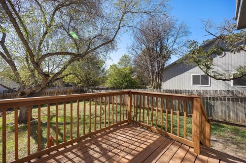 363 Fantail Loop, Austin TX 78734-4870 exterior