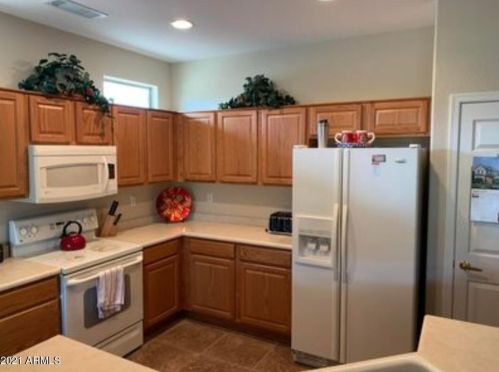 16980 Desert Rose Ln, Sun City, AZ 85387-7259