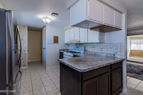 3160 Silver Bell Dr, Lake Havasu City, AZ 86406-6219