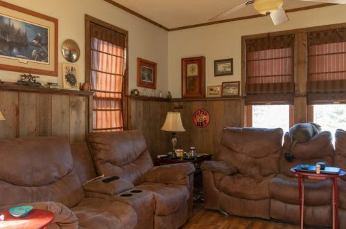 414 10th Ave, Byron MN  55920-1322 exterior