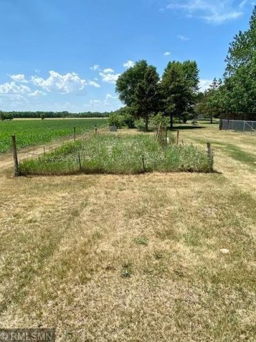 22891 State Highway 15, Saint Cloud MN  56301-9209 exterior