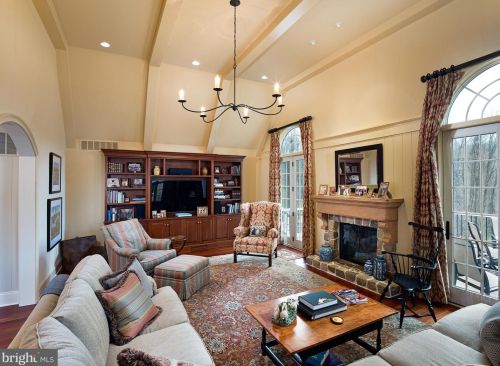 226 Valley Ridge Rd, Haverford PA  19041-2029 exterior