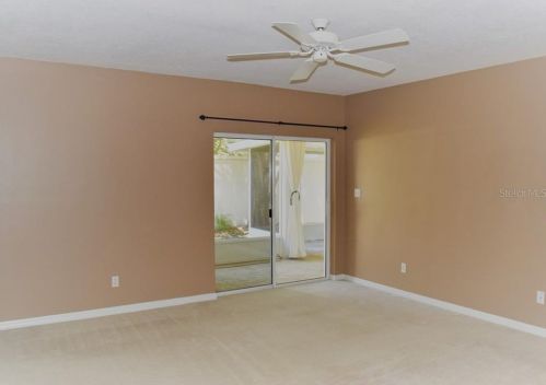 8945 Charleston Park, Orlando, FL 32819-4439