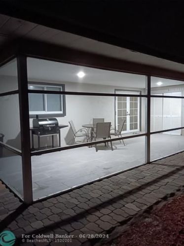516 4 Ter, Cape Coral FL  33909-0020 exterior