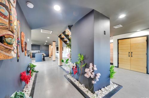 110 Schooner Ln, Copiague NY  11726-5311 exterior