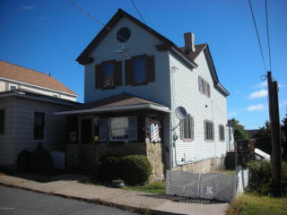 609 Cedar St, Freeland, PA 18224-1705