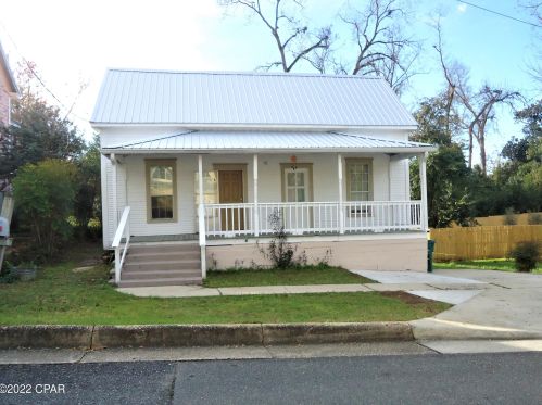 2919 Caledonia St, Marianna FL  32446-3366 exterior