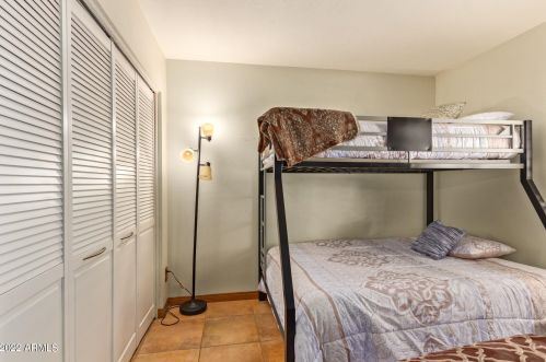 5230 Winchcomb Dr, Scottsdale AZ  85254-2936 exterior