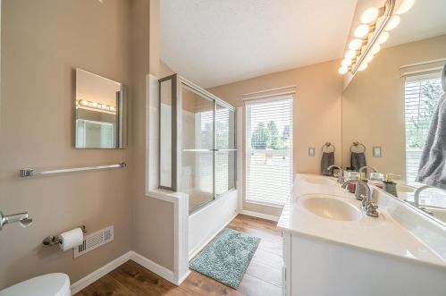 7026 Glade Ln, Florence KY  41042-4304 exterior