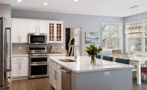 9151 Tyne Ln, South Saint Paul, MN 55077-4438