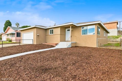 7430 Lisbon St, San Diego, CA 92114-3204