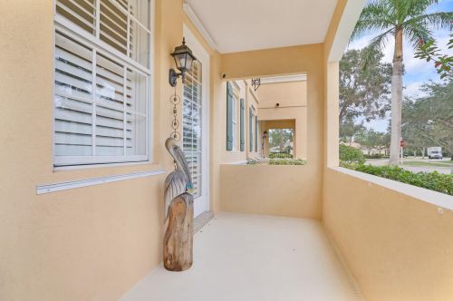 4507 Illicium Dr, West Palm Beach, FL 33418-6729