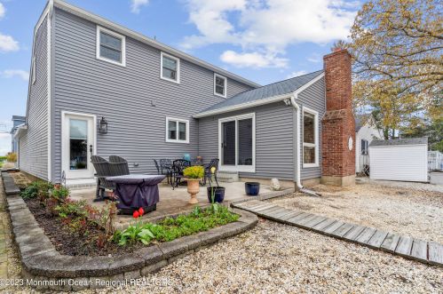 784 South Dr, Bricktown, NJ 08724-4834