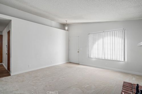 43838 Palm Vis Ave, Lancaster CA 93535-3304 exterior