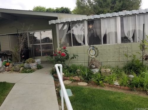 19110 Avenue Of The Oaks, Santa Clarita, CA 91321-5381