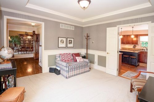 3321 Hammersmith Ln, Cincinnati OH 45248-2874 exterior