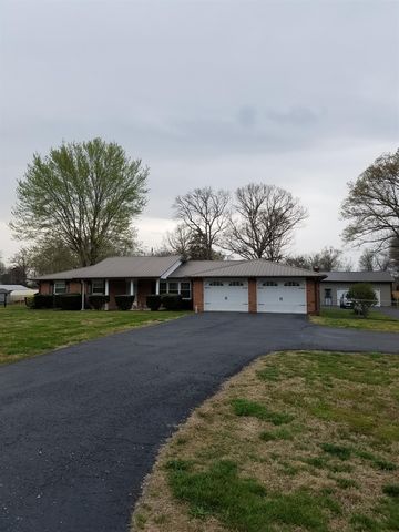 381 Newt Vanattia Rd, Hillsboro, TN 37342-3636