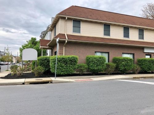 1201 Butler St, Easton, PA 18042-4711