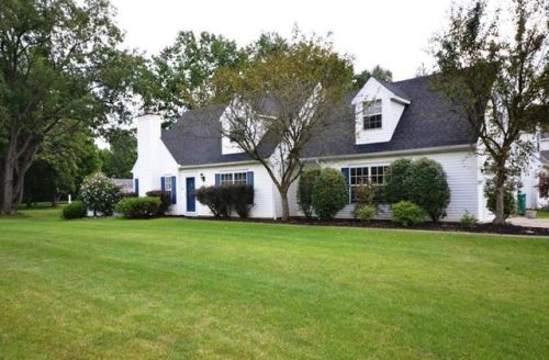 9949 Nantucket Cv, Twinsburg, OH 44087-1200