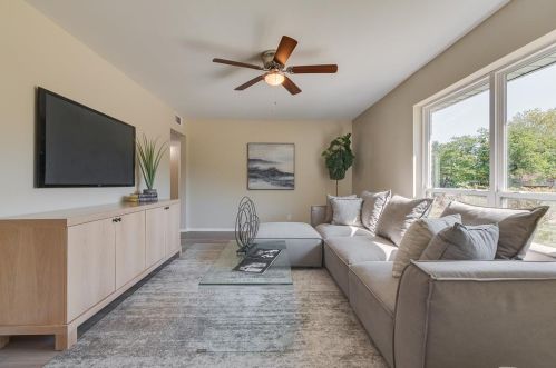 808 Kingswood Ave, Richardson TX  75080-3045 exterior