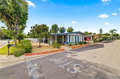 2250 Broadway, Escondido CA  92026-1400 exterior