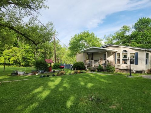 2029 Guthrie Rd, Ford City PA  16226-9204 exterior