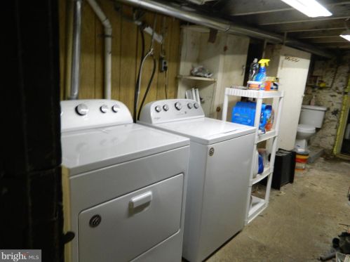 126 Middle St, Ashland PA  17921-1918 exterior