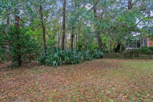 200 Oak Pt Lndg Dr, Mount Pleasant SC  29464-6283 exterior