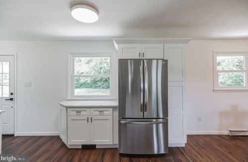 57 Evergreen Ave, Blenheim NJ  08012-3222 exterior