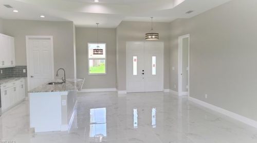 2916 25th St, Lehigh Acres, FL 33976-4022