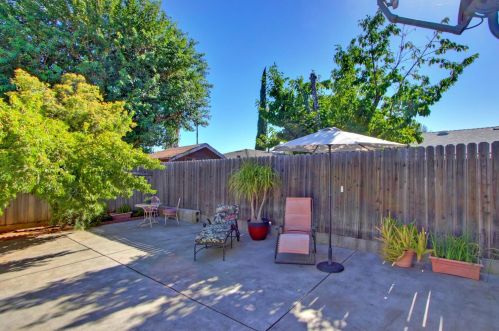 642 Dodds Dr, Woodland CA  95776-4258 exterior