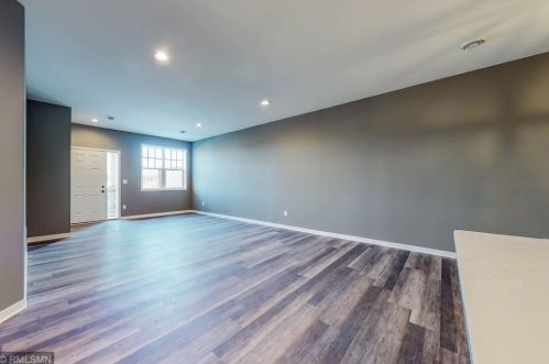 424 Ford St, Waterford, MN 55057-3277